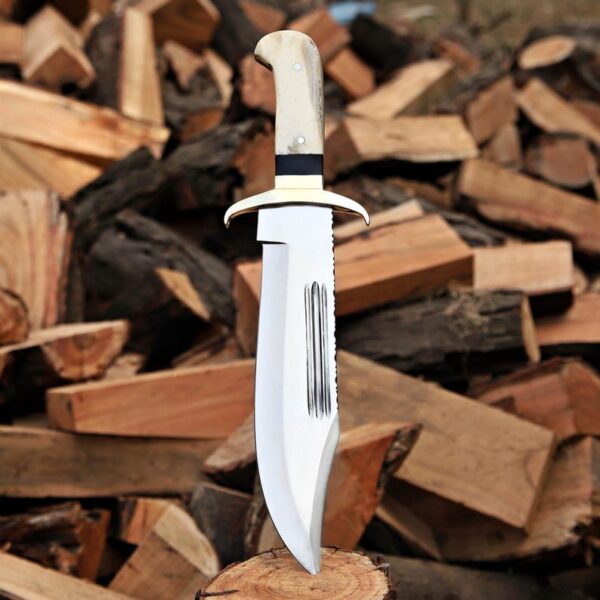 Handmade D2 Steel Hunting Bowie Knife With Camle Bone Handle - Image 5