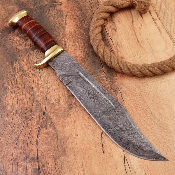 Handmade Damascus Steel Hunting Knife With leather Handle - Image 6